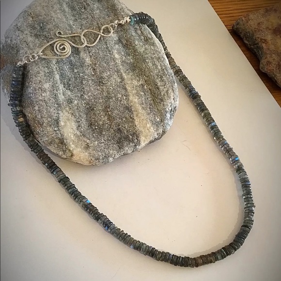 Labradorite And Fine Silver Necklace - Picture 2 of 8